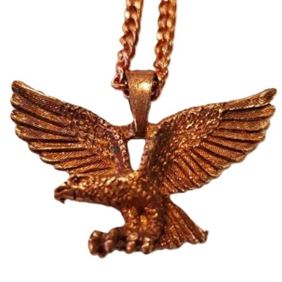 Eagle in Flight Bronze Pendant Necklace Hunting Bird Of Prey Mini Cuban Chain - Picture 1 of 6